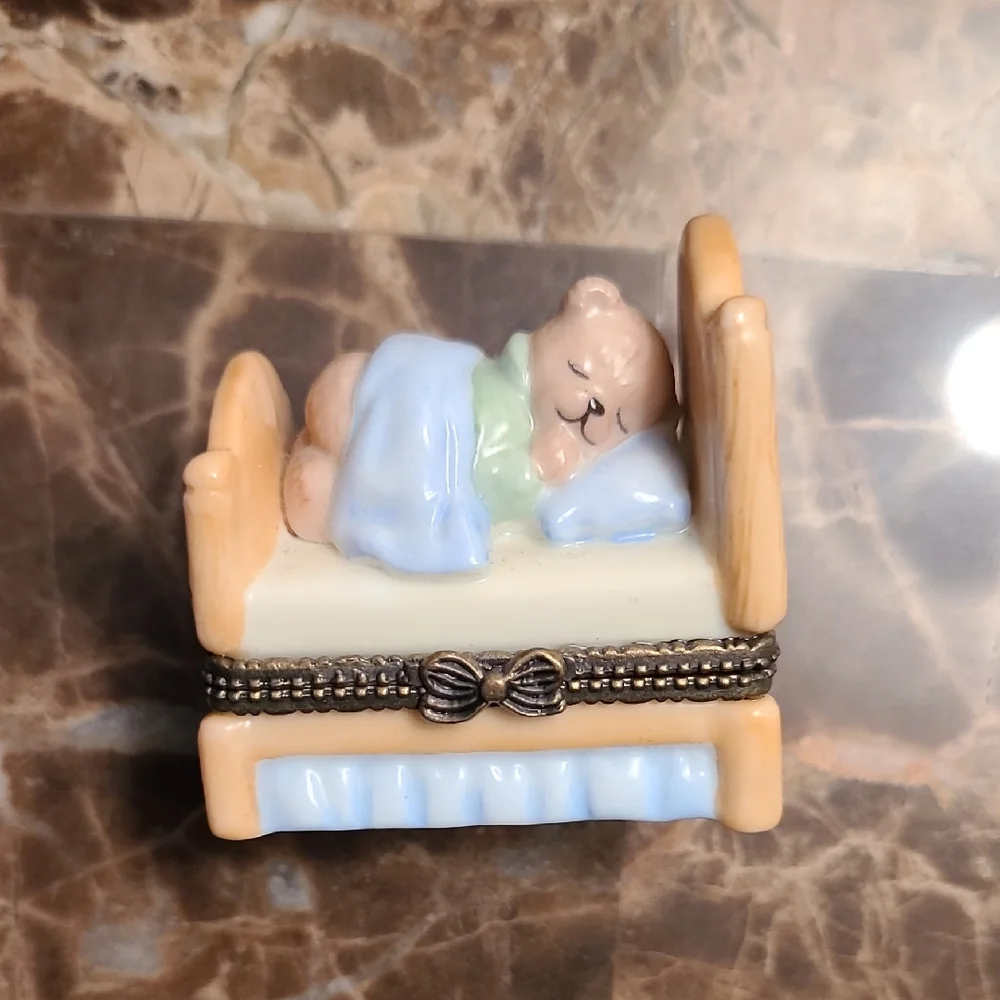 Ceramic Bear Trinket Box